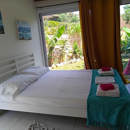 The Banana House Villa Lourdata  Exterior photo